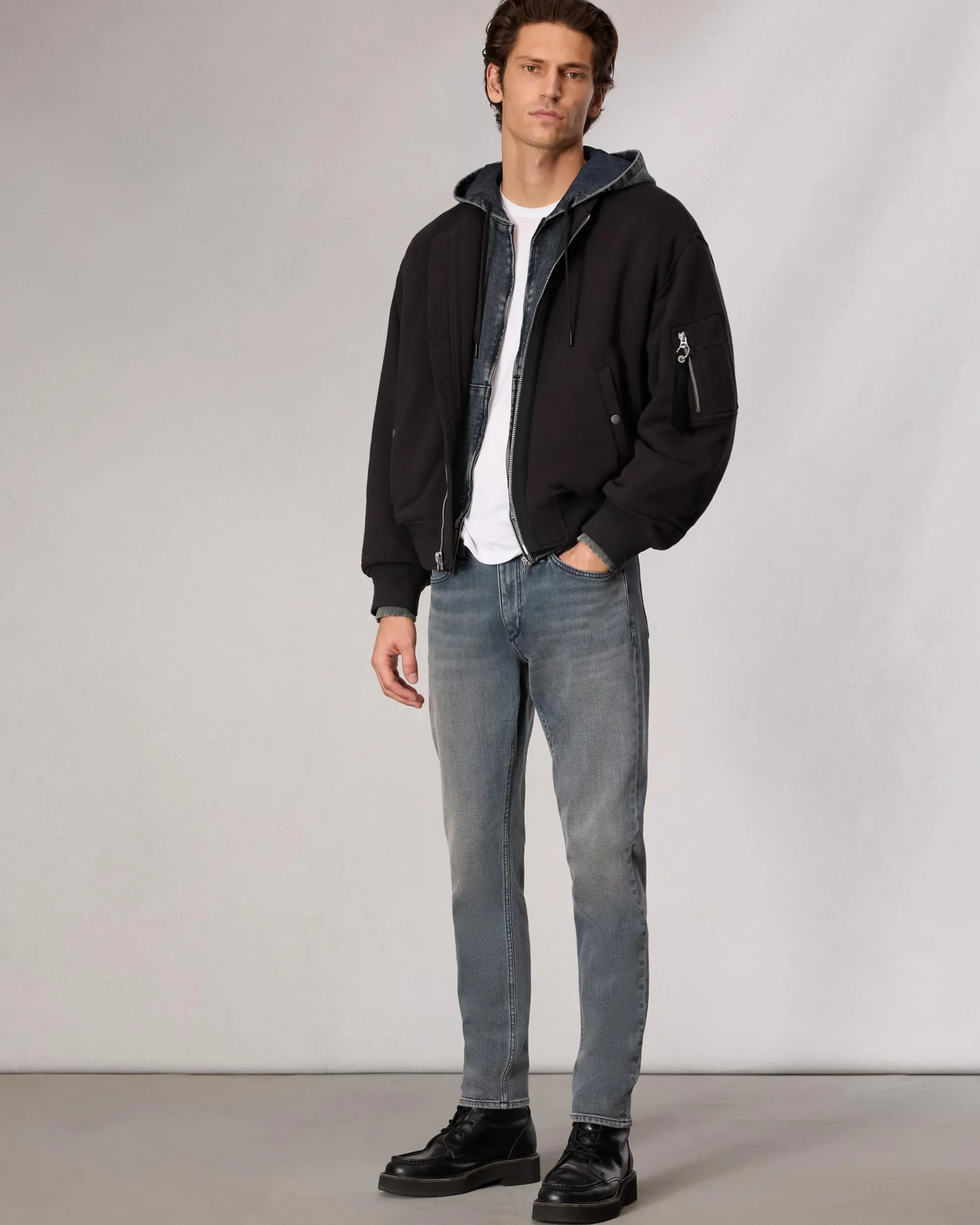rag & bone Fit 3 Athletic Fit Jean Kian Discount