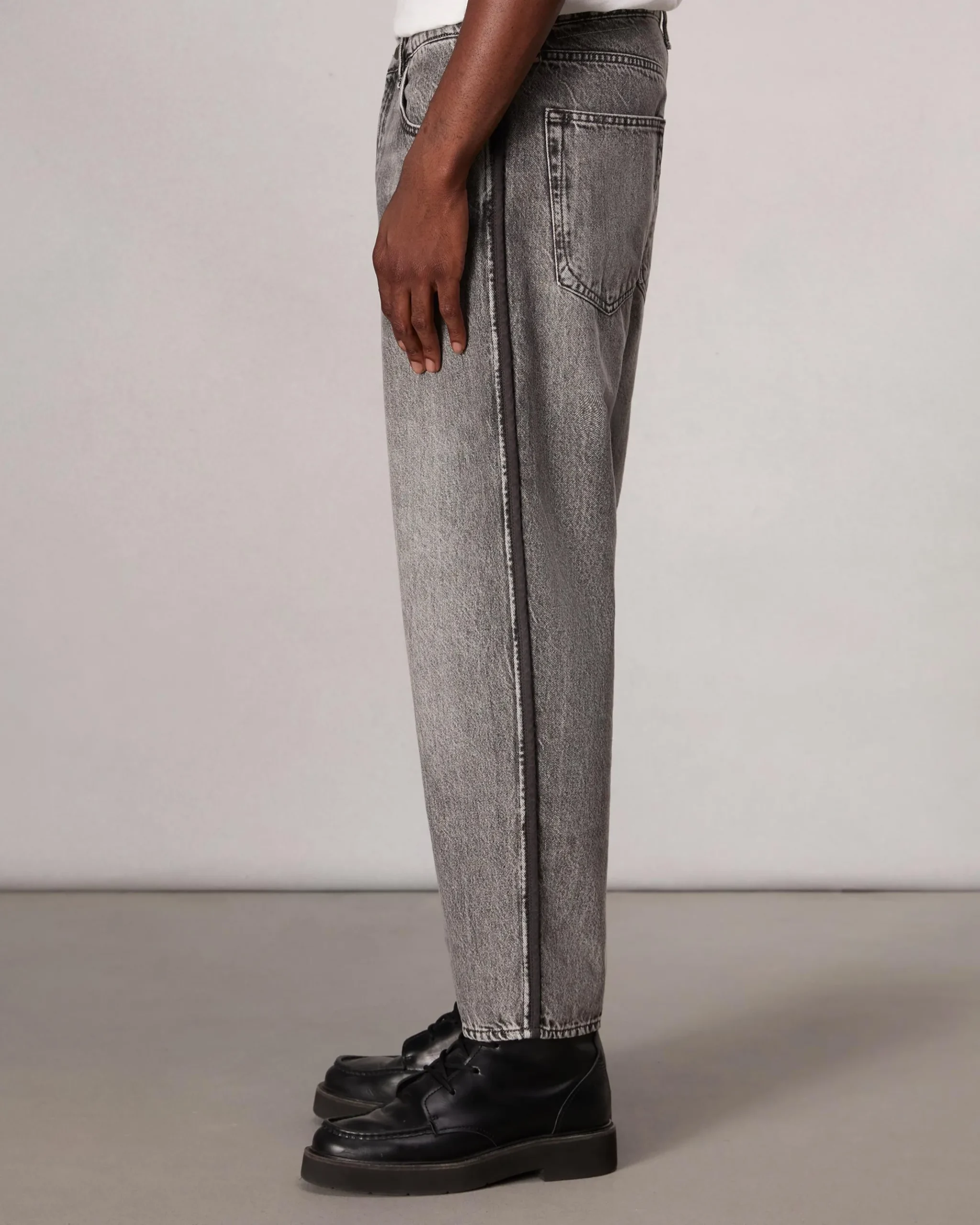 rag & bone rbTAPER Fit Jean Greystone Online